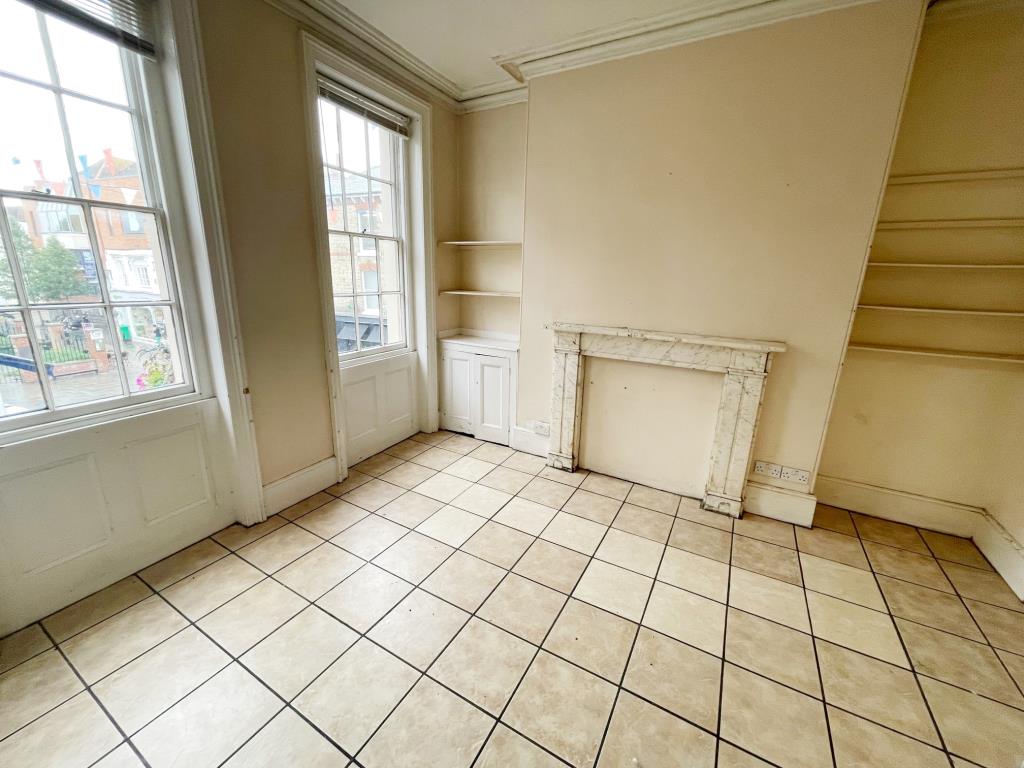 Lot: 119 - PRIME CITY CENTRE FREEHOLD PROPERTY WITH POTENTIAL -